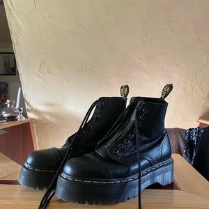 DR. MARTENS SINCLAIR MILLED NAPPA LEATHER PLATFORM BOOTS